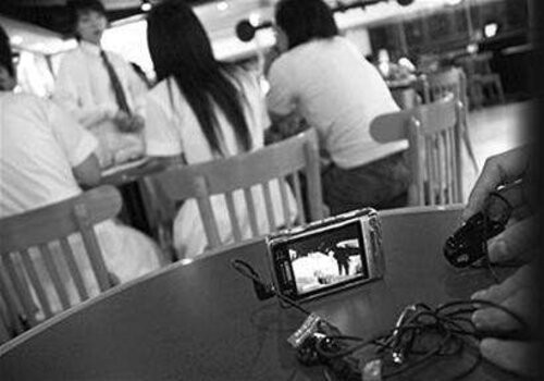 重慶調(diào)查取證：疑愛(ài)答情感課堂：【前男友突然聯(lián)系了一次又消失，是出自什么心理？】